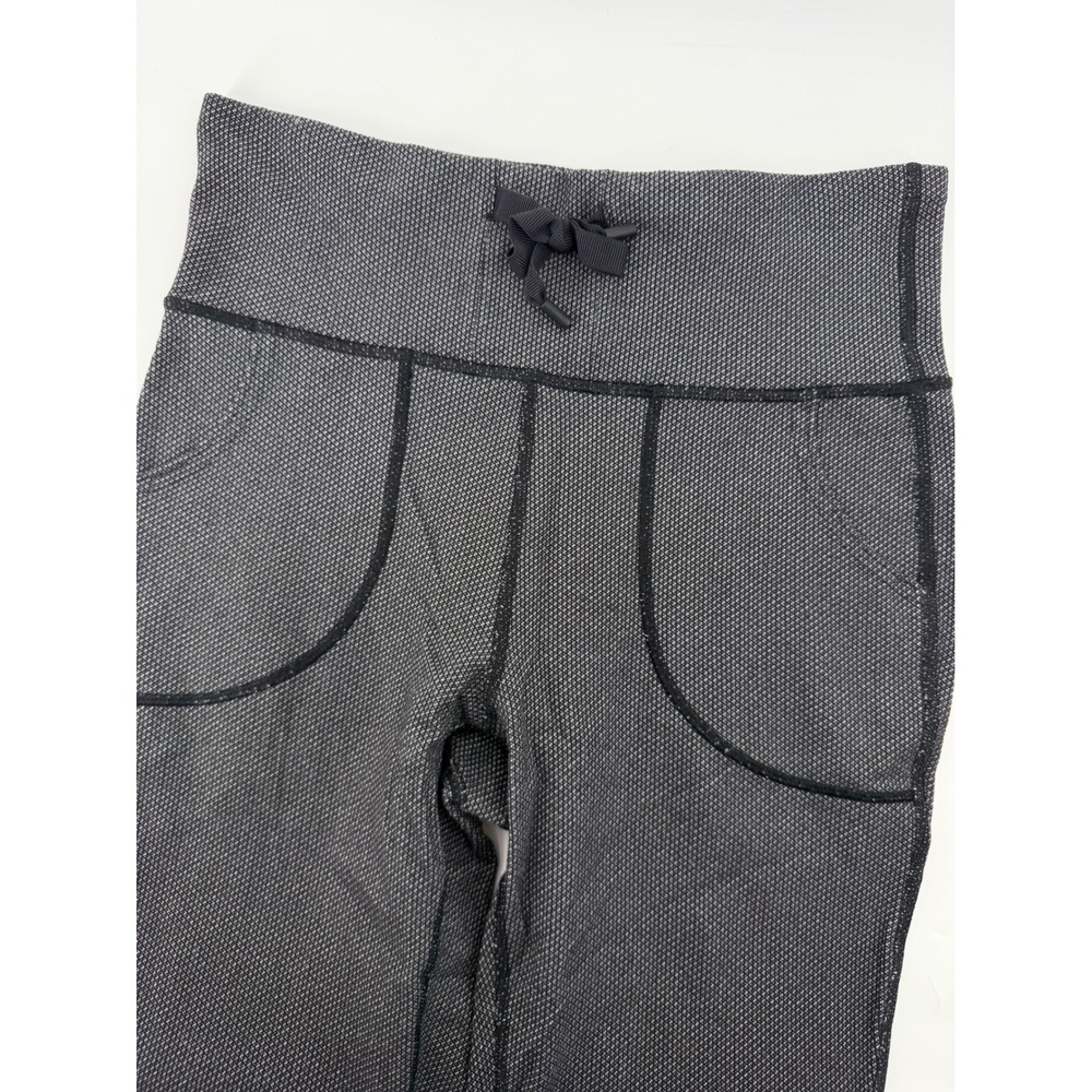 Lululemon High Rise Textured Leggings Black White Pocket Size 6 Tall 33.5 Inseam